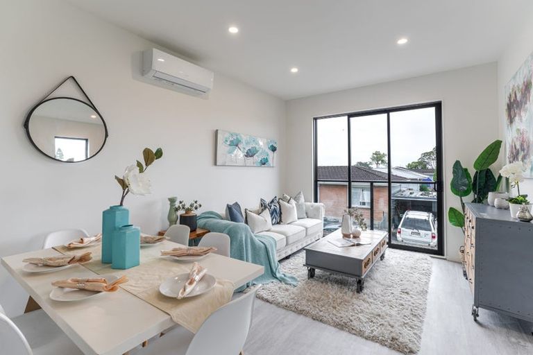 Photo of property in 40d Innismara Avenue, Wattle Downs, Auckland, 2103