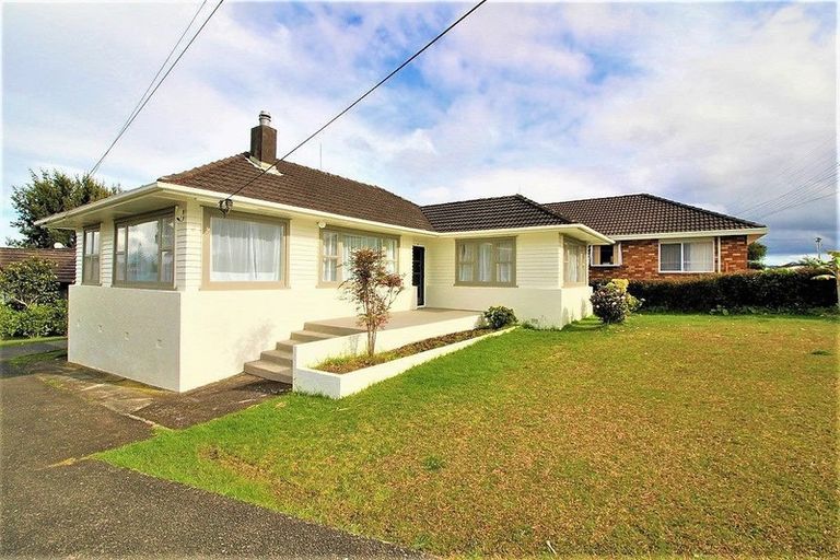 Photo of property in 35 James Laurie Street, Henderson, Auckland, 0612