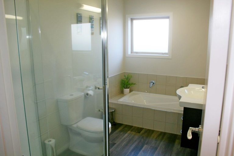 Photo of property in 5 Stan Heather Drive, Glenview, Hamilton, 3206