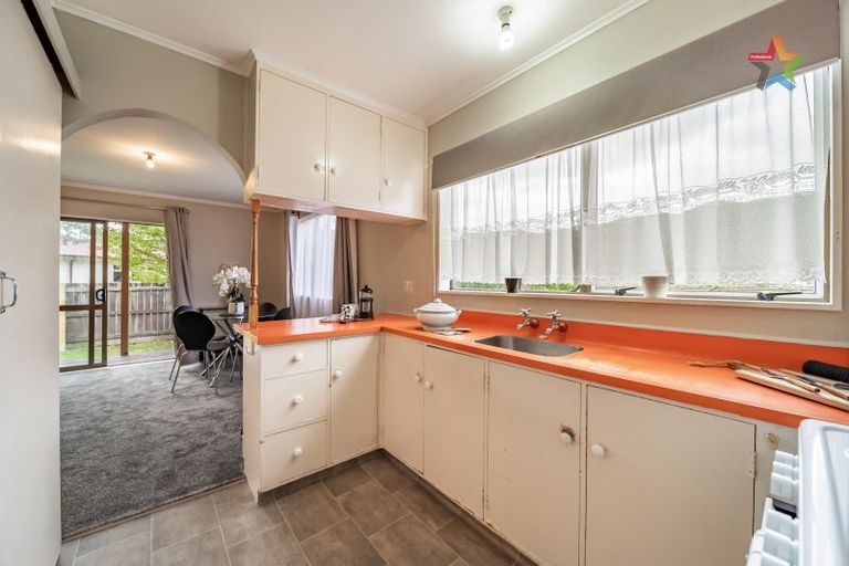 Photo of property in 316b Wellington Road, Wainuiomata, Lower Hutt, 5014