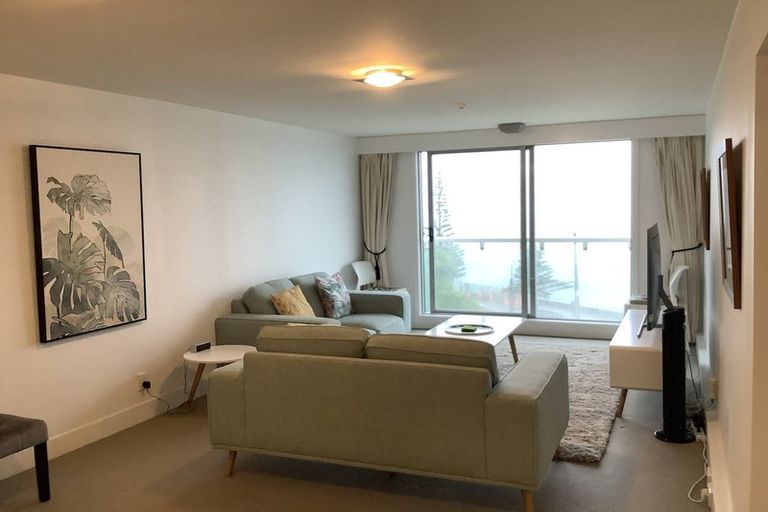 Photo of property in The Capital, 14/370 Oriental Parade, Oriental Bay, Wellington, 6011