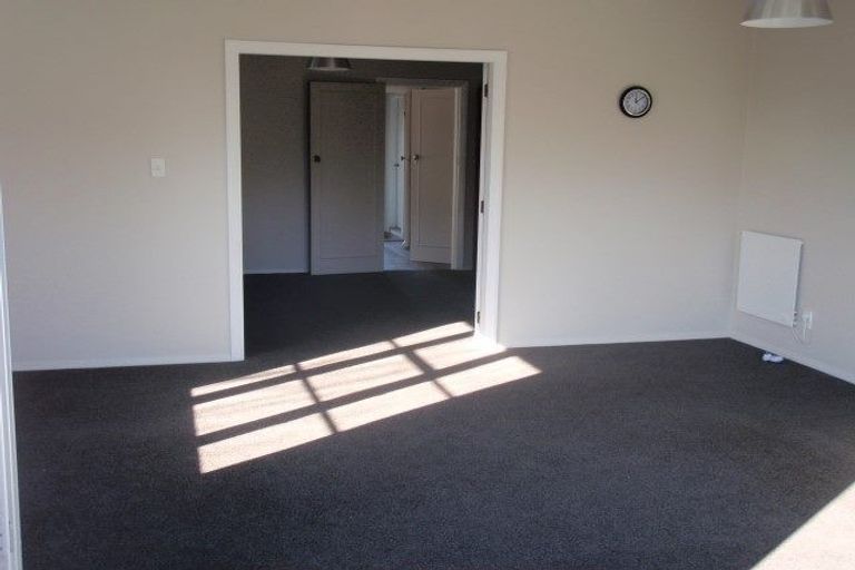 Photo of property in 28 Otara Street, Ilam, Christchurch, 8053