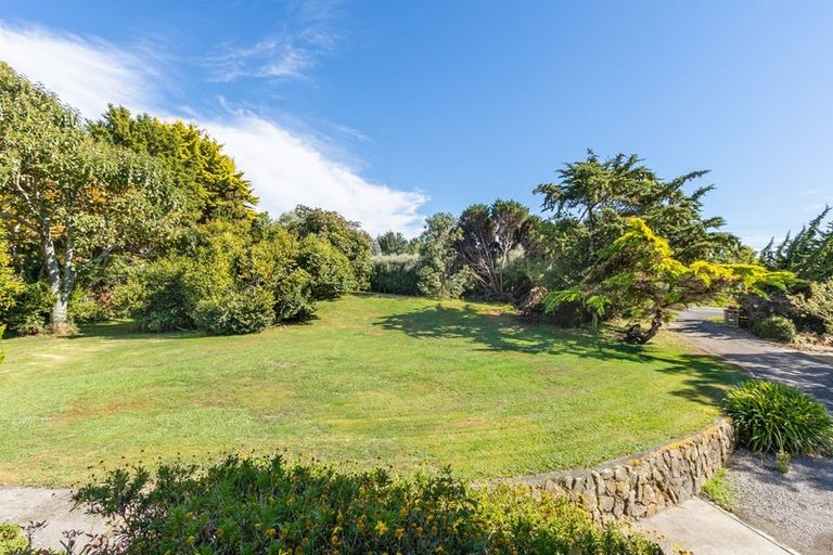 Photo of property in 131 Te Horo Beach Road, Te Horo, Otaki, 5581