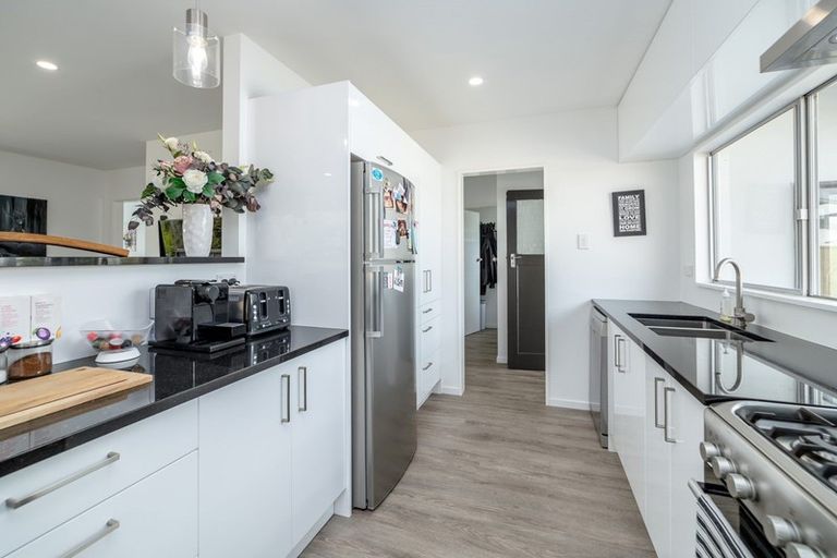 Photo of property in 12 William Benton Street, Featherston, 5710