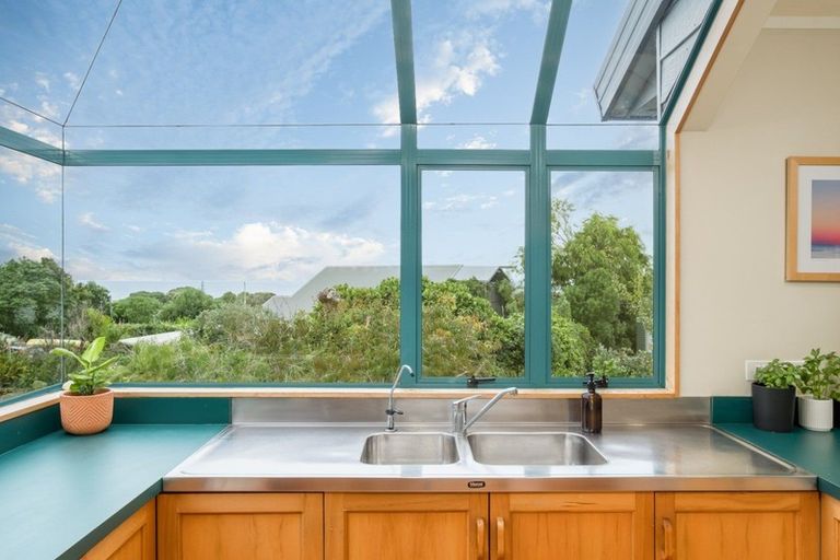 Photo of property in 5 Douglas Street, Okitu, Gisborne, 4010