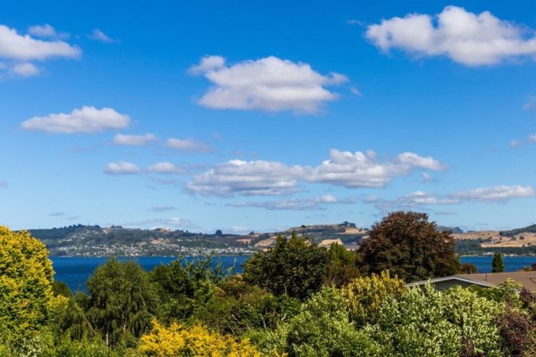 Photo of property in 8 Birch Street, Hilltop, Taupo, 3330