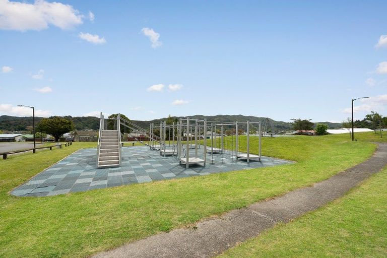 Photo of property in 62 Antrim Crescent, Wainuiomata, Lower Hutt, 5014
