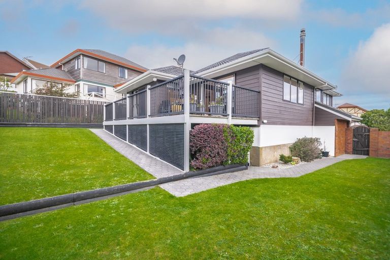Photo of property in 60 Erris Street, Johnsonville, Wellington, 6037
