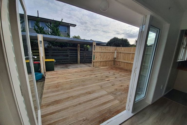 Photo of property in 21b Russell Street, Waterloo, Lower Hutt, 5011