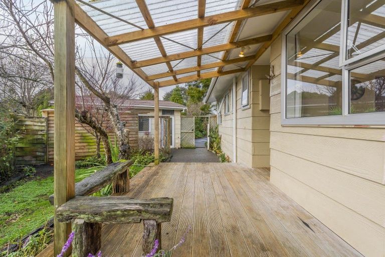 Photo of property in 5 Larch Grove, Paraparaumu, 5032