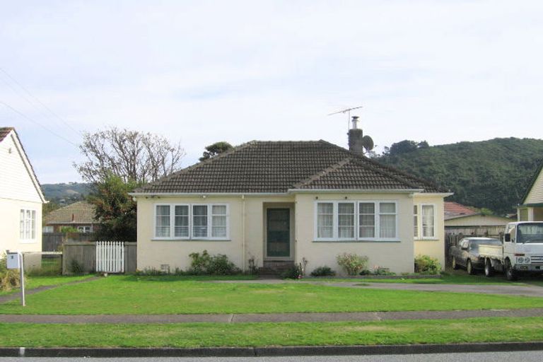 Photo of property in 3 Hunter Street, Taita, Lower Hutt, 5011