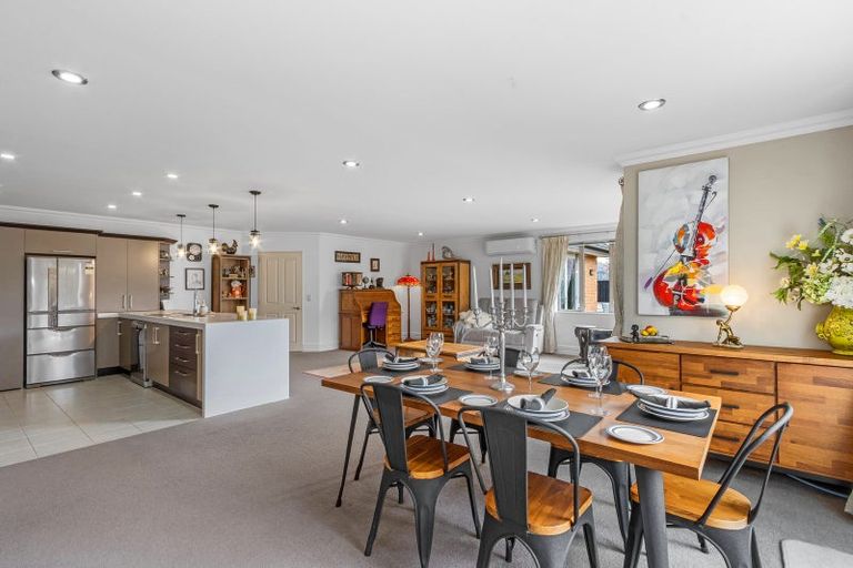 Photo of property in 24 Date Crescent, Aidanfield, Christchurch, 8025