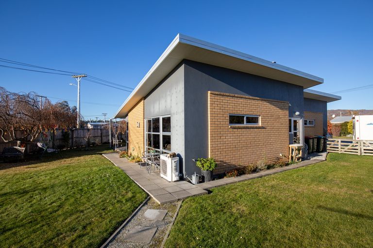 Photo of property in 35 Eureka Street, Alexandra, 9320