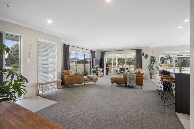 Photo of property in 7 Seafoam Place, Waihi Beach, 3611