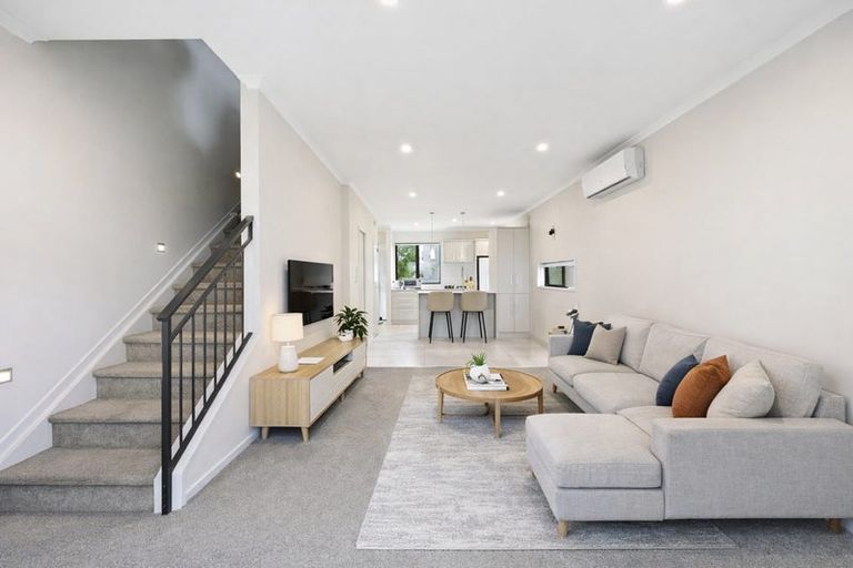 Photo of property in 10 Kamana Road, Flat Bush, Auckland, 2019