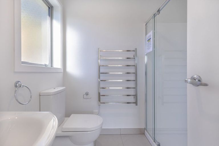 Photo of property in 41b Collins Avenue, Tawa, Wellington, 5028