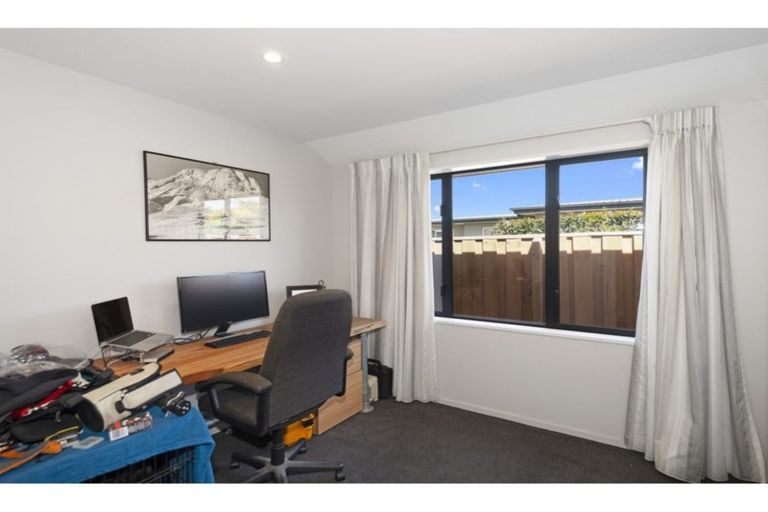 Photo of property in 79 Kennedys Bush Road, Halswell, Christchurch, 8025