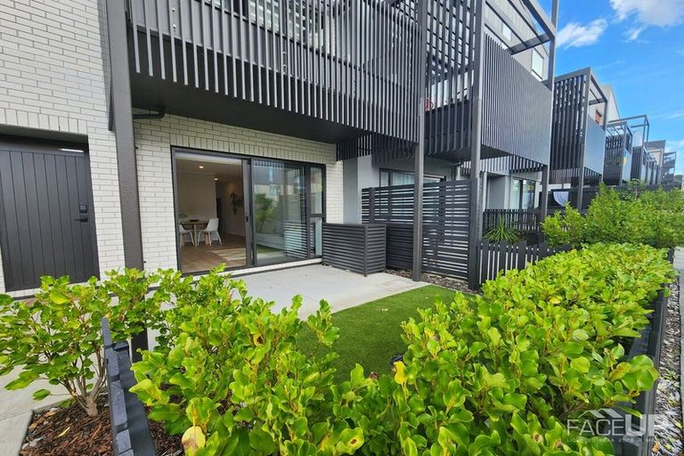 Photo of property in 11/4 Matimati Place, Hobsonville, Auckland, 0616