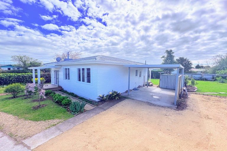 Photo of property in 15 Victoria Avenue, Wairoa, 4108
