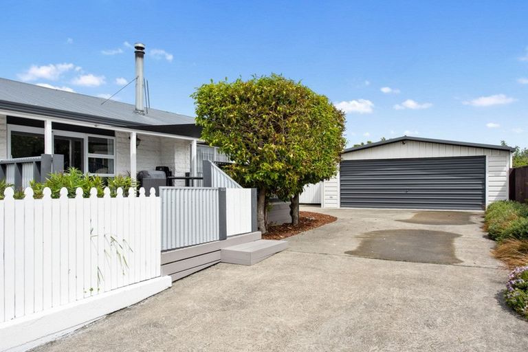 Photo of property in 18 Shirtliff Street, Riversdale, Blenheim, 7201