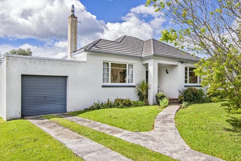 Photo of property in 34 Cairnfield Road, Kensington, Whangarei, 0112