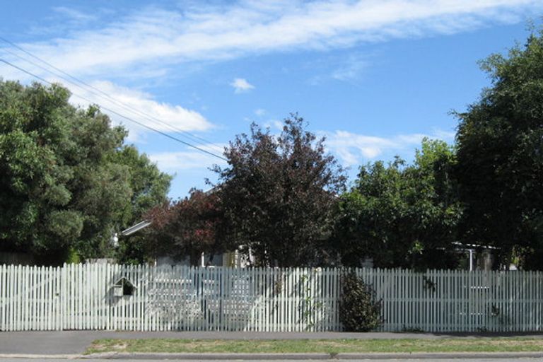 Photo of property in 8 Ruru Road, Linwood, Christchurch, 8062