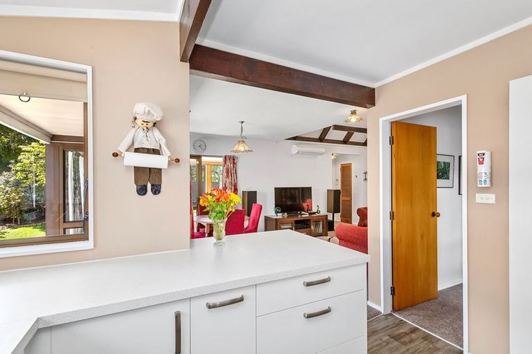 Photo of property in 1/268 Main Road, Tawa, Wellington, 5028