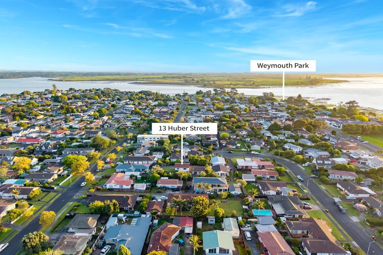 Photo of property in 13 Huber Street, Weymouth, Auckland, 2103