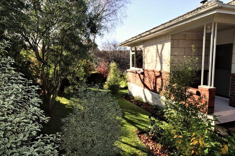 Photo of property in 6 Queens Crescent, Oamaru, 9400