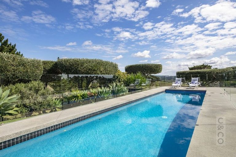 Photo of property in 849 Old North Road, Waimauku, 0882