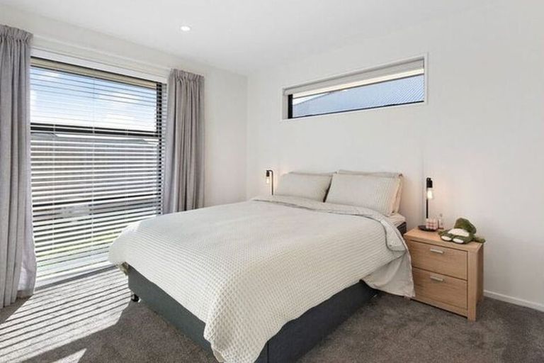 Photo of property in 100 Hagart-alexander Drive, Mosgiel, 9024