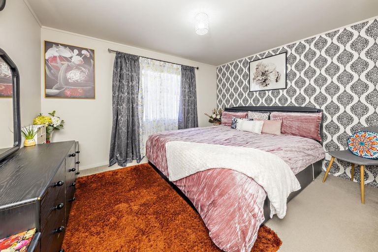 Photo of property in 3/34 Great South Road, Manurewa, Auckland, 2102