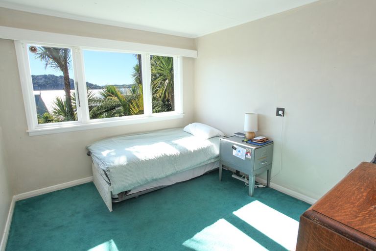 Photo of property in 77 Lorenzen Bay Road, Raglan, 3225