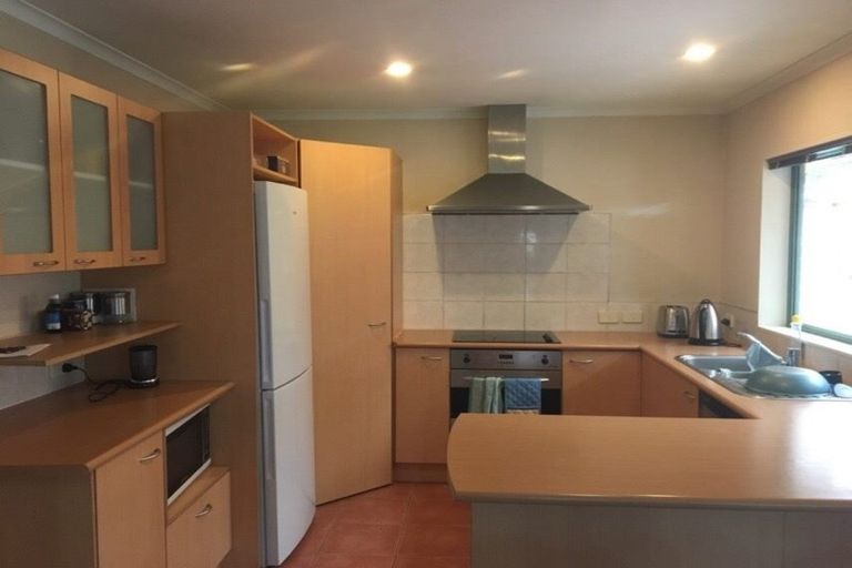 Photo of property in 79 Armoy Drive, East Tamaki, Auckland, 2016