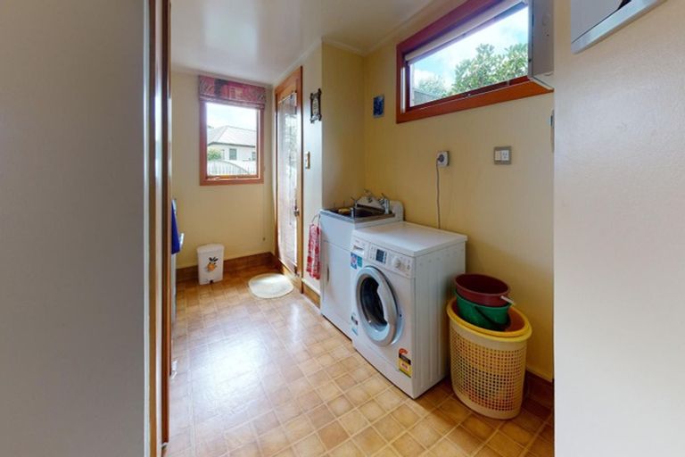 Photo of property in 15 Oak Grove, Ashburton, 7700