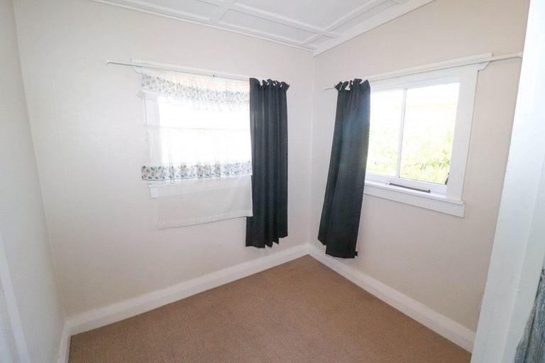 Photo of property in 105 Coromandel Street, Thames, 3500