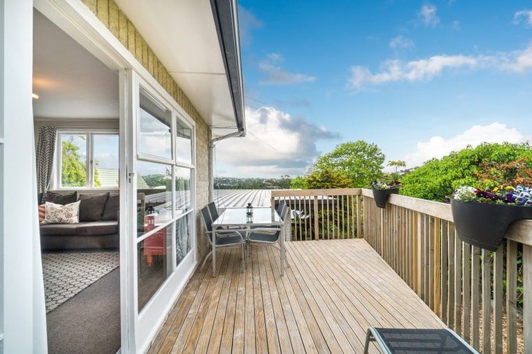 Photo of property in 3/10 Coroglen Avenue, Birkenhead, Auckland, 0626