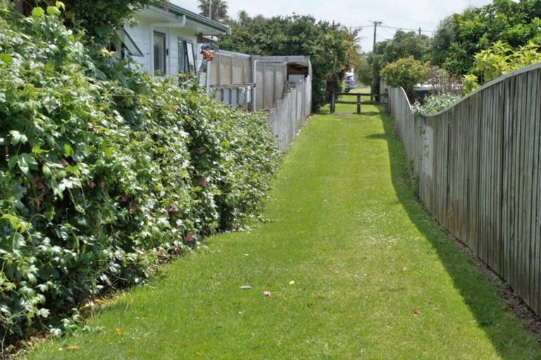 Photo of property in 286 One Tree Point Road, One Tree Point, 0118