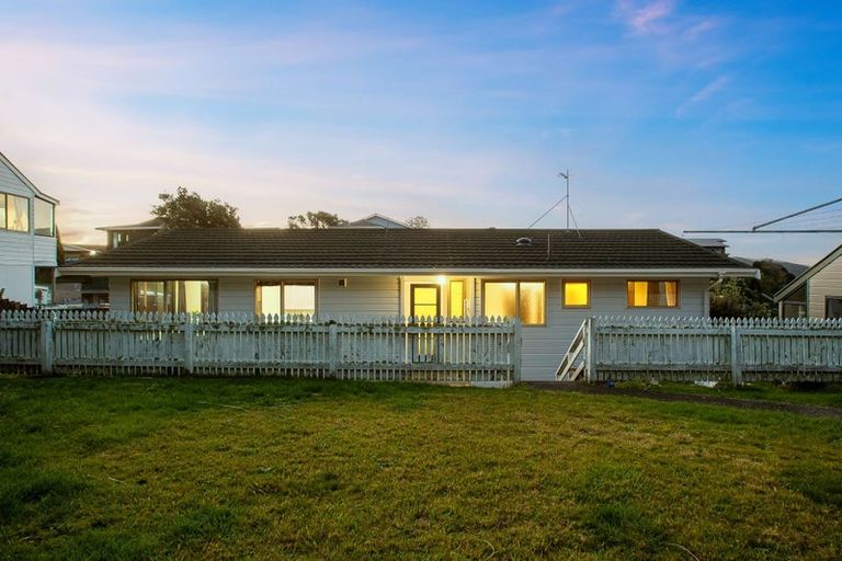 Photo of property in 96 Pope Street, Camborne, Porirua, 5026