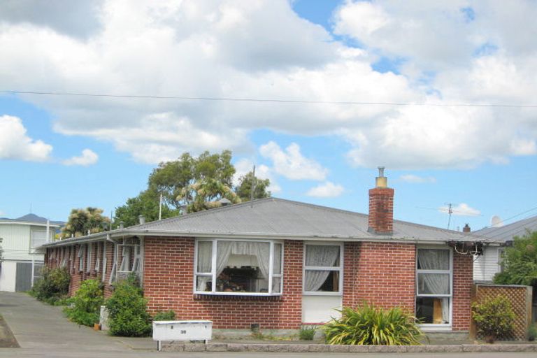 Photo of property in 4/38 North Avon Road, Richmond, Christchurch, 8013