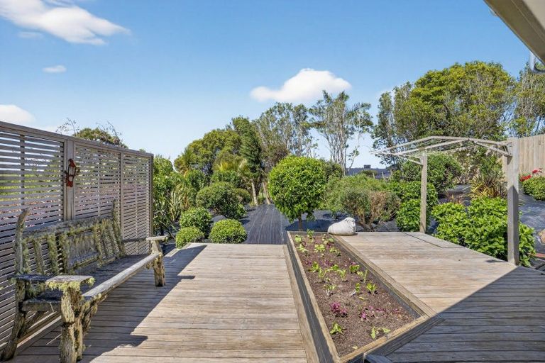 Photo of property in 5 Pondview Lane, Waimauku, 0812