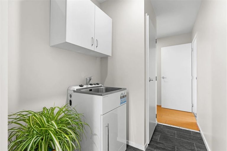 Photo of property in 5 Winfield Drive, Wigram, Christchurch, 8042