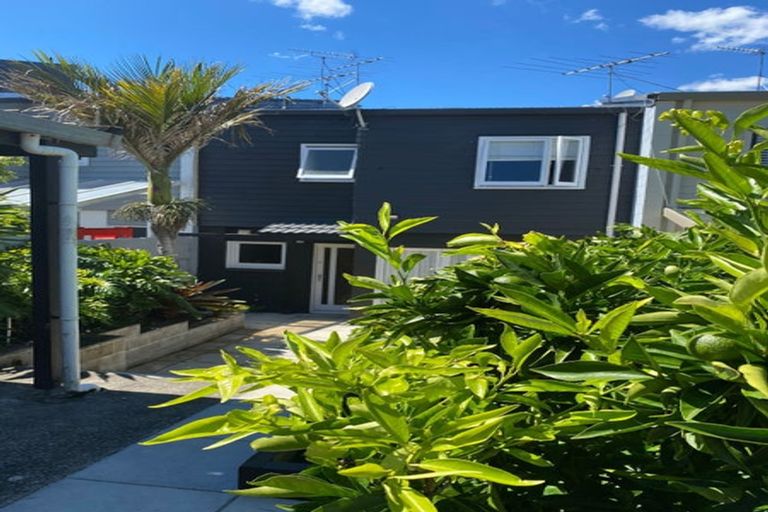 Photo of property in 7 Grattan Place, Freemans Bay, Auckland, 1011