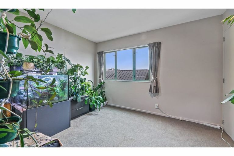 Photo of property in 2/301 Hereford Street, Christchurch Central, Christchurch, 8011
