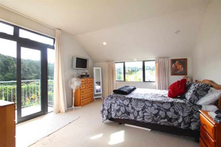 Photo of property in 10 Dawood Place, The Gardens, Auckland, 2105