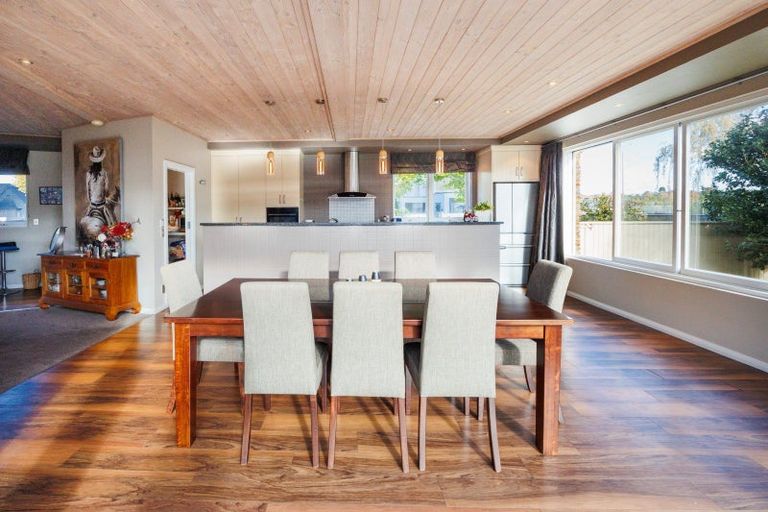 Photo of property in 43 Te Awe Awe Street, Hokowhitu, Palmerston North, 4410