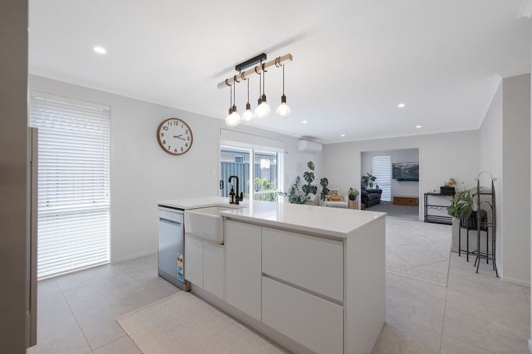 Photo of property in 43 Te Ranga Memorial Drive, Pyes Pa, Tauranga, 3112