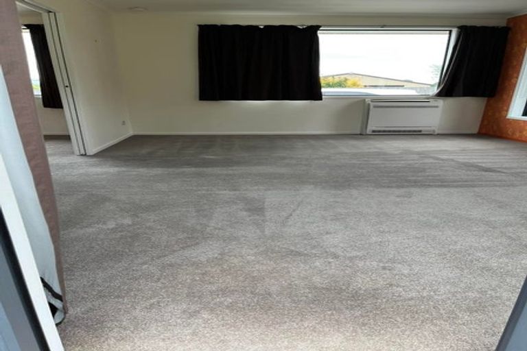 Photo of property in 64 Frank Street, Gore, 9710