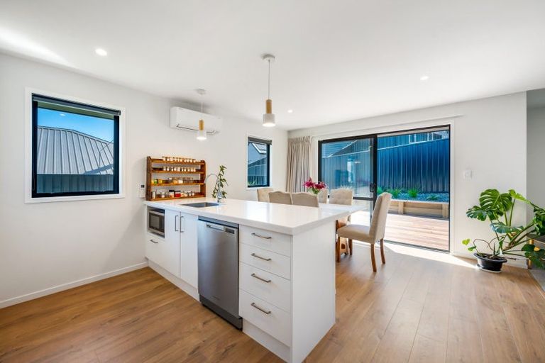 Photo of property in 6 Tuohy Lane, Wanaka, 9305