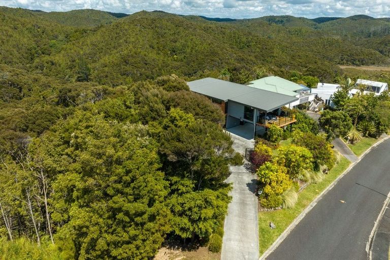 Photo of property in 33 Hihitahi Rise, Paihia, 0200